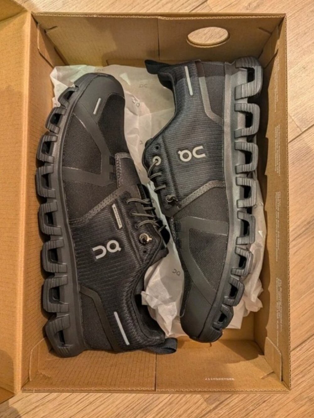 On Cloud 6 WP Waterproof Women’s Running Shoes Black US 9.5